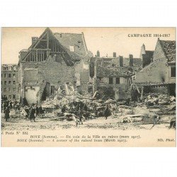 carte postale ancienne 80 ROYE. Ruines d'un coin de la Ville animation