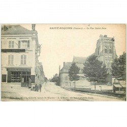 carte postale ancienne 80 SAINT-RIQUIER. Rue Saint-Jean Epicerie Centrale Boivin