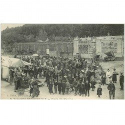 carte postale ancienne 80 VILLERS BRETONNEUX. Place du Marché