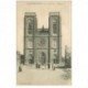 carte postale ancienne 80 VILLERS-BRETONNEUX. L'Eglise bien animée