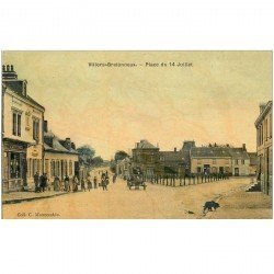 80 VILLERS-BRETONNEUX. Place du 14 Juillet Café Charles et Papeterie Moncomble. Superbe carte toilée