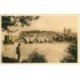 carte postale ancienne 84 AVIGNON. Promeneur regardant le Pont Saint-Bénézet et le Rhône