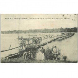 carte postale ancienne 84 AVIGNON. Travaux du 7ème repliement d'un Pont de Chevalets et de Bateaux