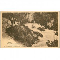 carte postale ancienne 84 FONTAINE DE VAUCLUSE. Les Cascades animation