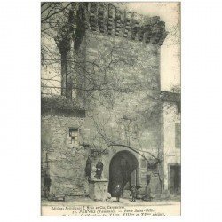 carte postale ancienne 84 PERNES LES FONTAINES. Porte Saint-Gilles animée et affiche Byrrh