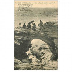 carte postale ancienne 85 CROIX DE VIE. Trou du Diable 1924