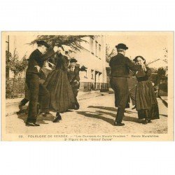 carte postale ancienne 85 FROMENTINE. Les Danseurs du Marais Vendéen. Ronde Maraîchine ett Drand Danse 1940
