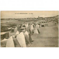 carte postale ancienne 85 LES SABLES D'OLONNE. La Plage avec Tentes 1922