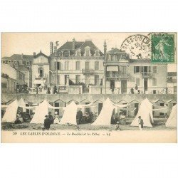 carte postale ancienne 85 LES SABLES D'OLONNE. Le Remblai et les Villas 1922