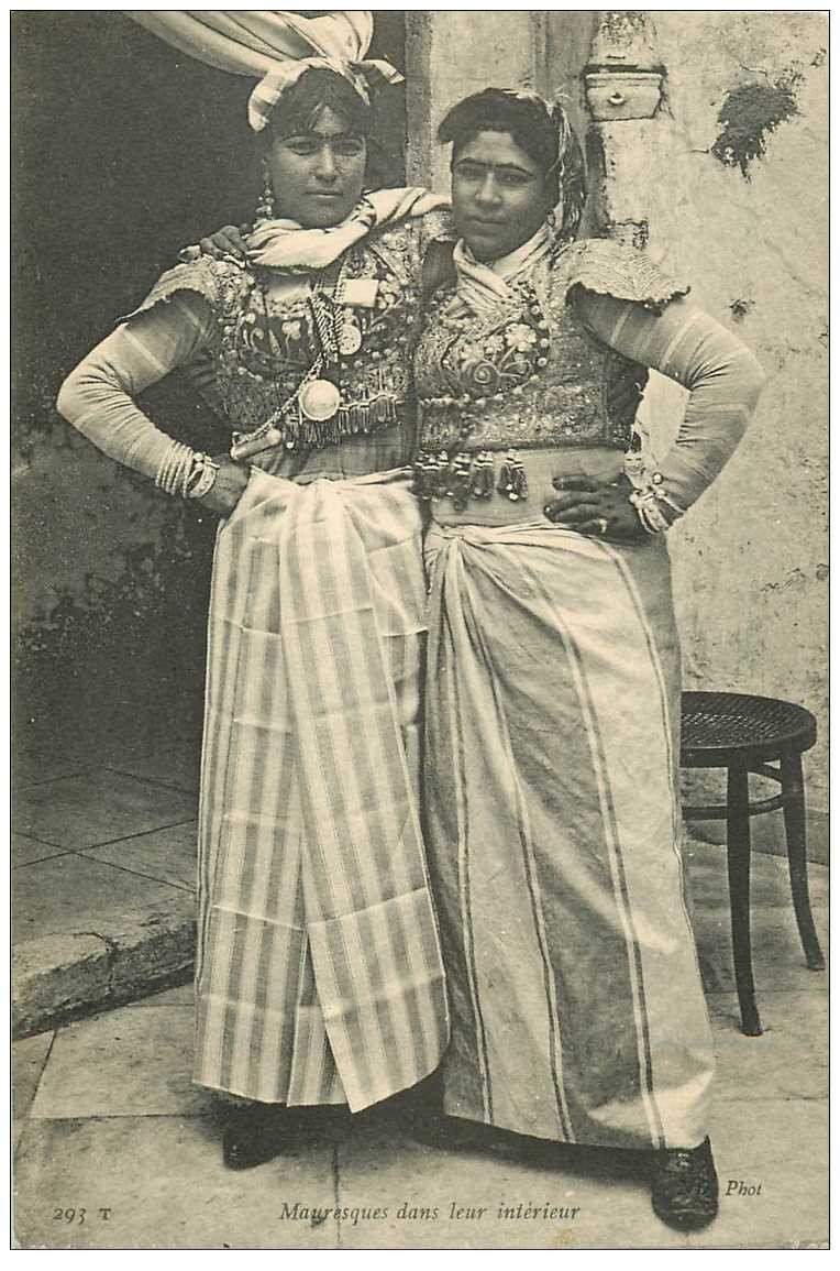 Tirage Albuminé Original - Famin, Algérie, Jeune Fille Mauresque En Costume D'intérieur - Circa 1870