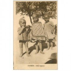 carte postale ancienne ZAMBIE. Bébés indigènes