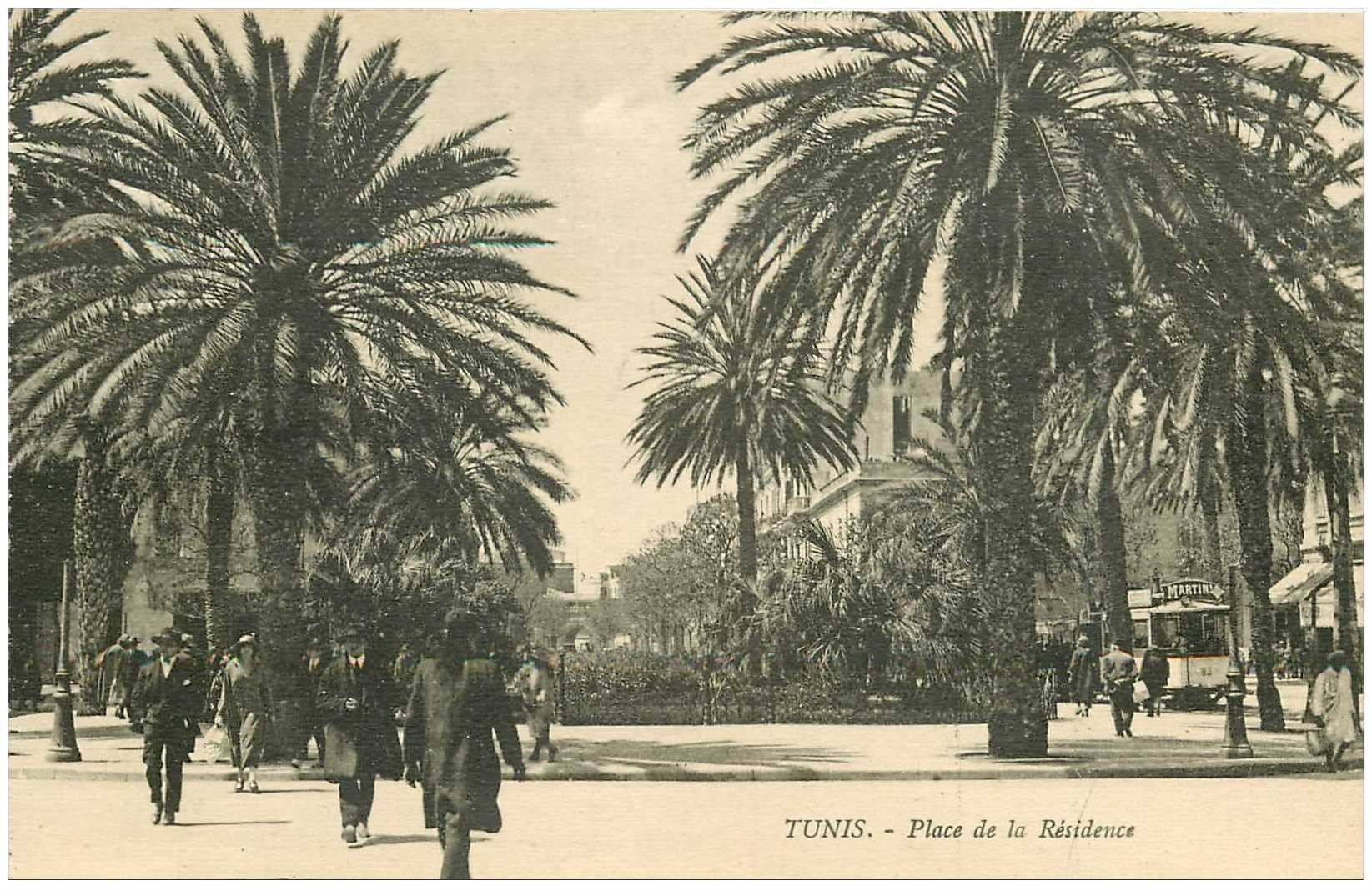 carte postale ancienne Tunisie. TUNIS. Place de la Résidence