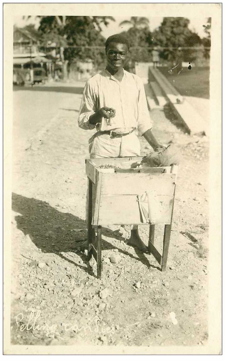 ANTILLES. Haïti. Selling candies. Vendeur Ambulant de confiserie. photo carte postale