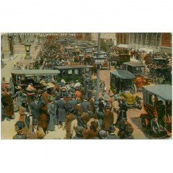 NEW YORK CITY. Fifth Avenue North of Sunday morning