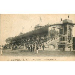 carte postale ancienne 14 DEAUVILLE. Hippodrome. Pesage et Tribunes 1921