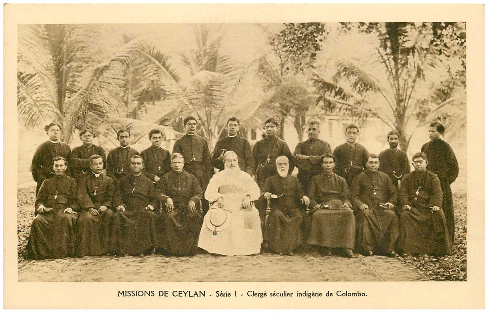 carte postale ancienne INDE. Missions Ceylan Ceylon. Clergé séculier indigène de Colombo