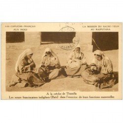 carte postale ancienne INDE. Soeurs indigènes à la Crêche de Thandla au Rajputana 1925