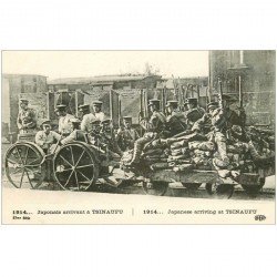 JAPON. Japonais arrivant à Tsinaufu en Train