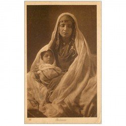 carte postale ancienne Liban Syrie. BEYROUTH. Superbe Bédouine et son enfant 1923