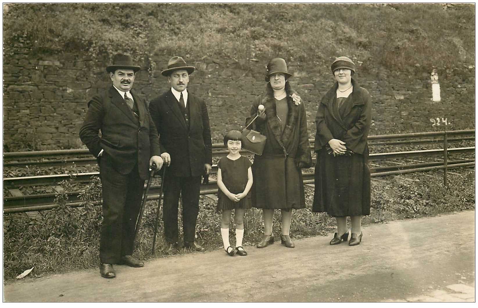 KOBLENZ. Photographe Bubenheim Florinsmarkt Carte Photo près des rails du Chemin de Fer.