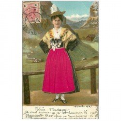 carte postale ancienne AUTRICHE OSTERREICH. Femme costume traditionnel avec véritable velour et gauffrée 1905