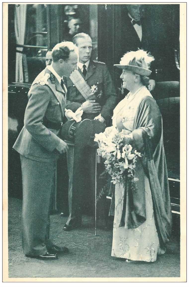 Accueil de la reine Wilhelmina et de la reine mère Emma à la