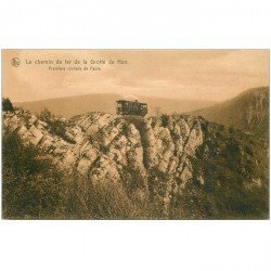 carte postale ancienne GROTTES DE HAN. Train sur Chemin de Fer aux Premiers Rochers de Faule