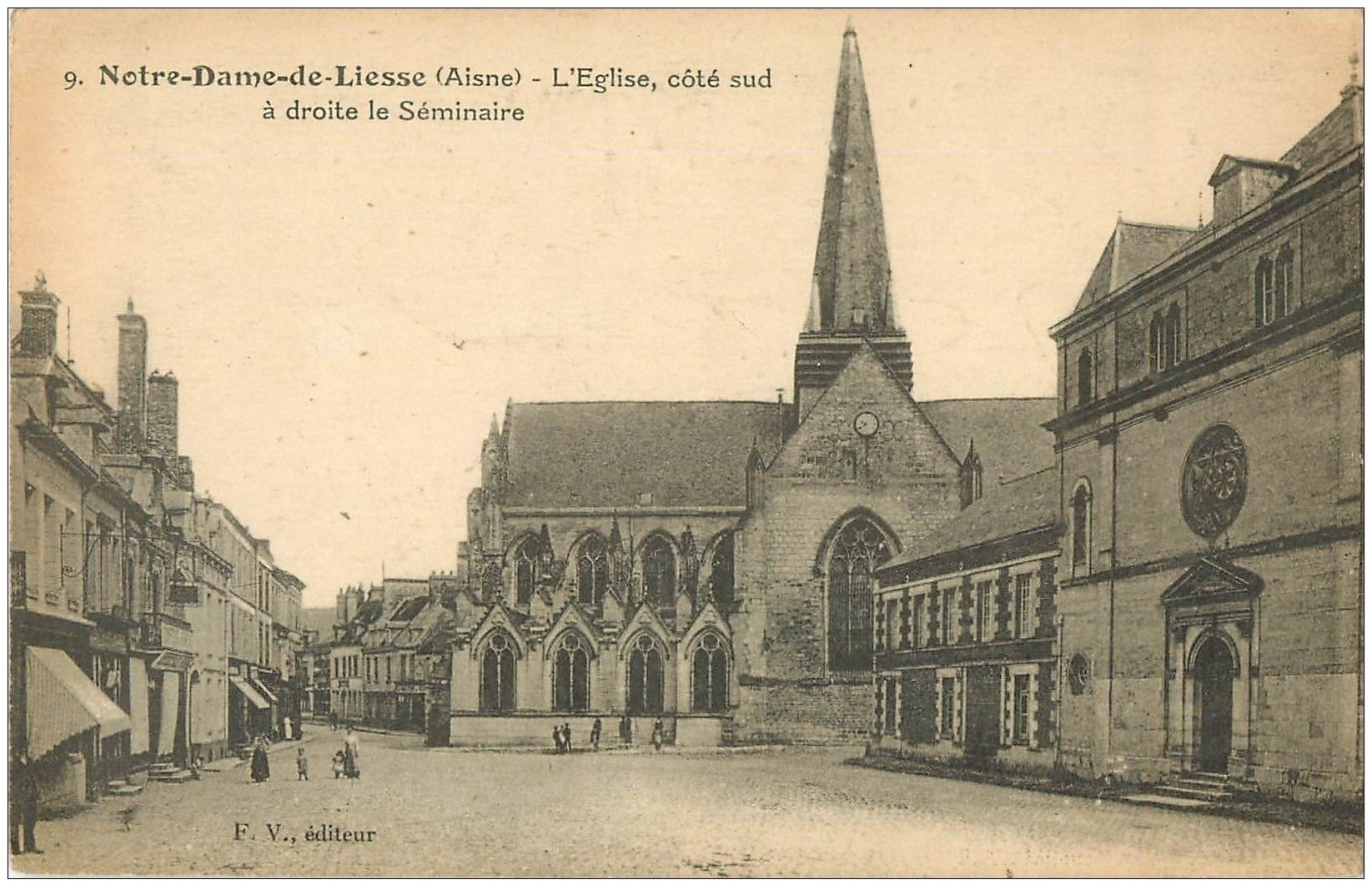 carte postale ancienne 02 NOTRE-DAME-DE-LIESSE. L'Eglise et Séminaire