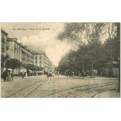 carte postale ancienne Espagne. SAN SEBASTIAN. Paseo de la Alameda vers 1910...