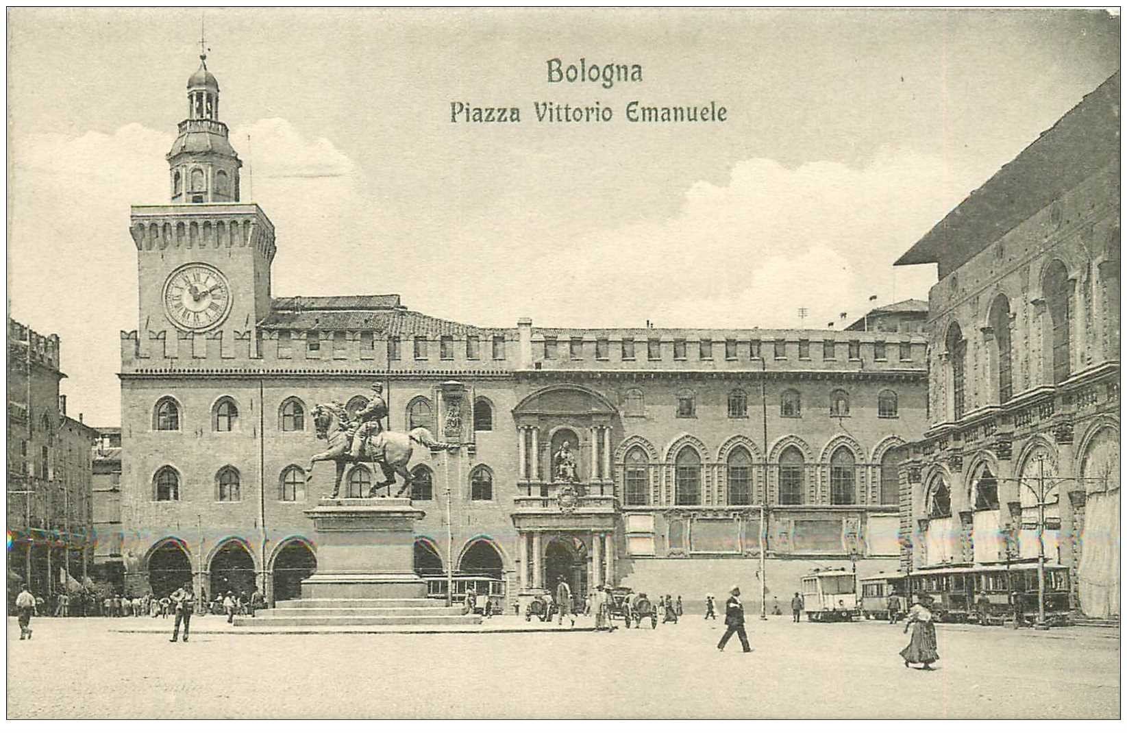 carte postale ancienne Italia. BOLOGNA. Piazza Vittorio Emanuele