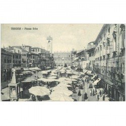 carte postale ancienne Italia. VERONA. Piazza Erbe