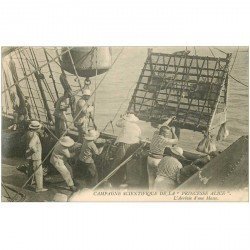 carte postale ancienne MONACO. L'Arrivée d'une Masse Campagne Scientifique de la Princesse Alice. Timbre manquant