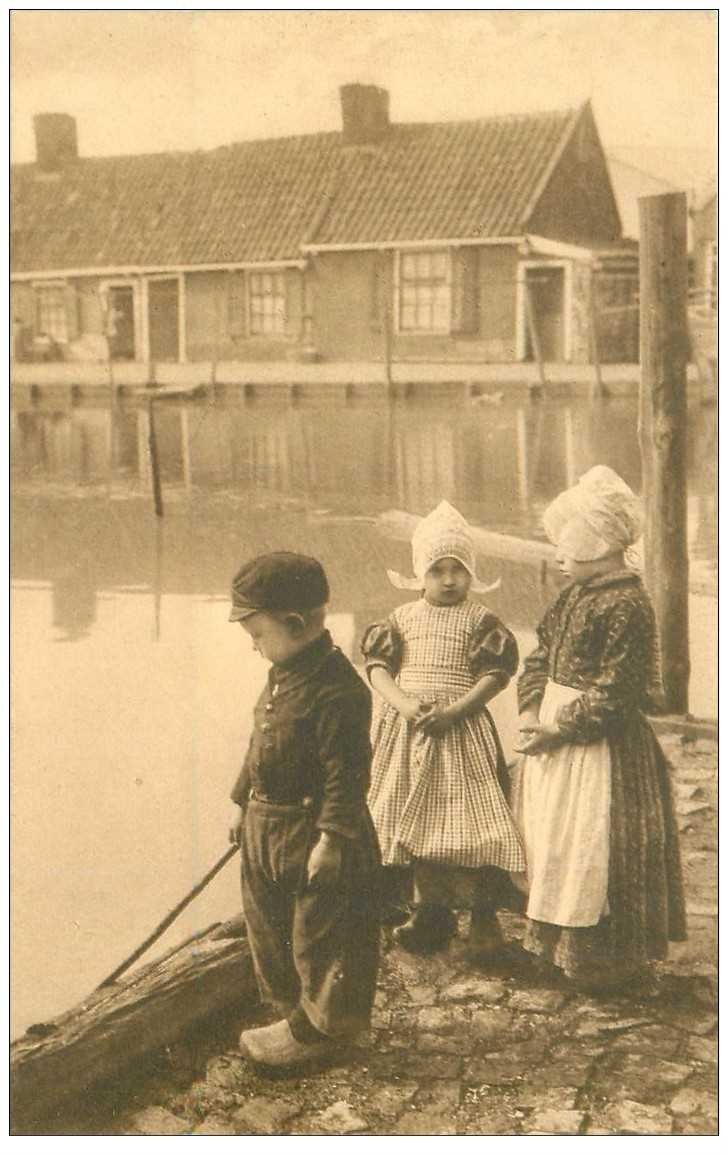 PAYS-BAS HOLLANDE. Volendammer Kinderen