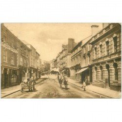 carte postale ancienne ENGLAND. Bideford Kigh Street ( carte décollée et timbre manquant )...