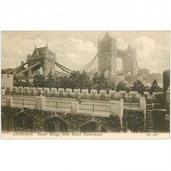 carte postale ancienne LONDON LONDRES. Tower Bridge from Battlements