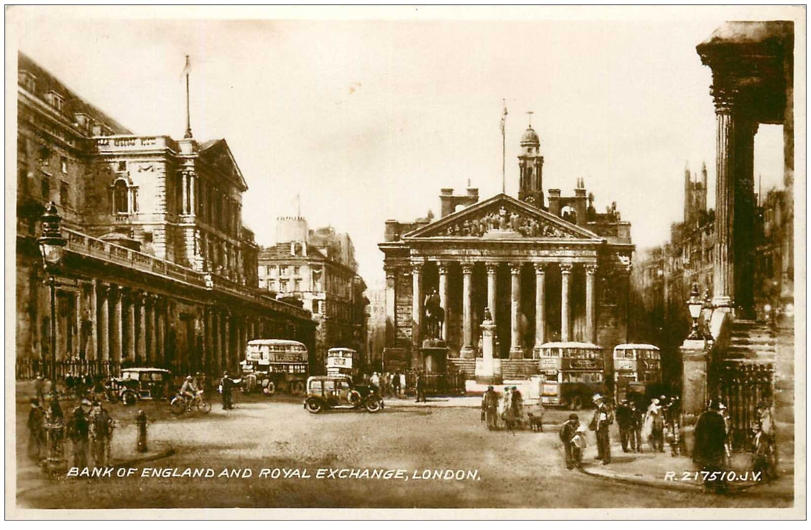 carte postale ancienne LONDON. The Cenotaph Whitehall bus à impériale. Carte photo