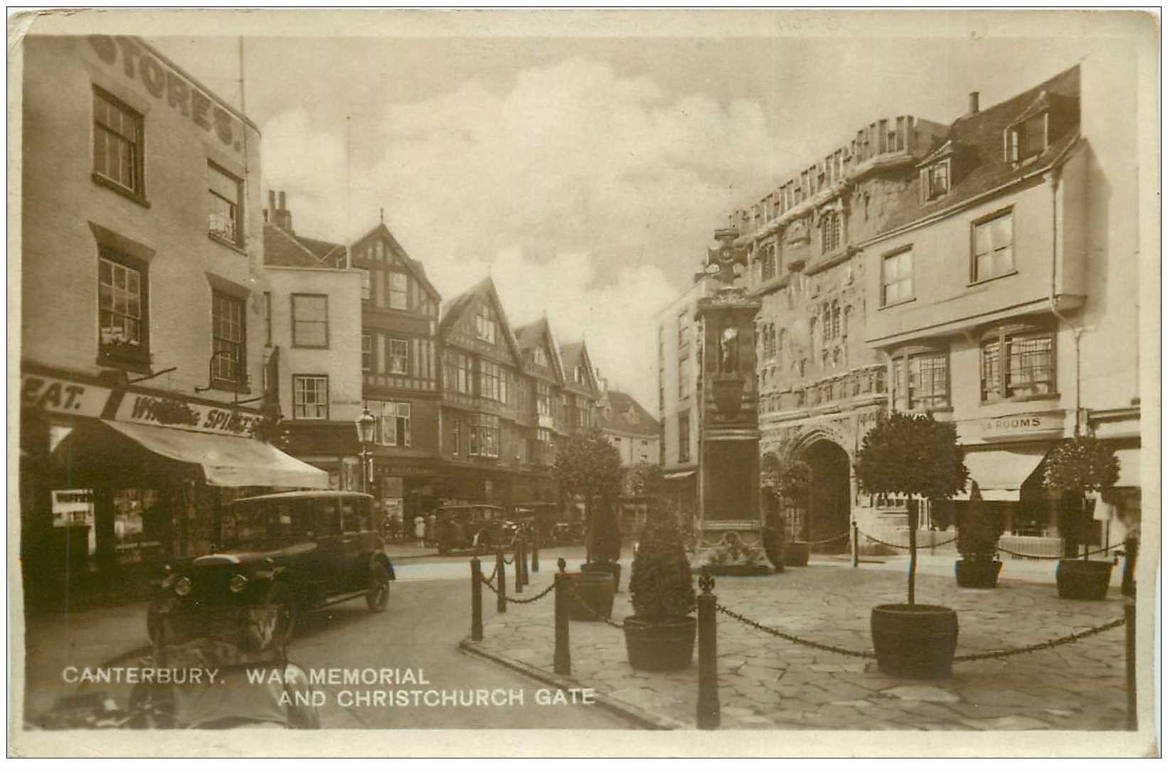 ROYAUME UNI. Canterbury. War Memorial and Christchurch Gate 1934