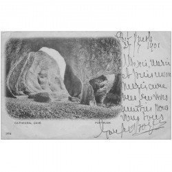 carte postale ancienne ROYAUME UNI. Portrush. Cathedral Cave 1901