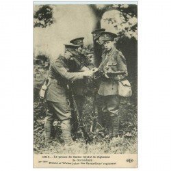 carte postale ancienne ROYAUME UNI. Prince of Wales joins the Grenadiers Regiment 1914. Le Prince de Galle et Grenadiers