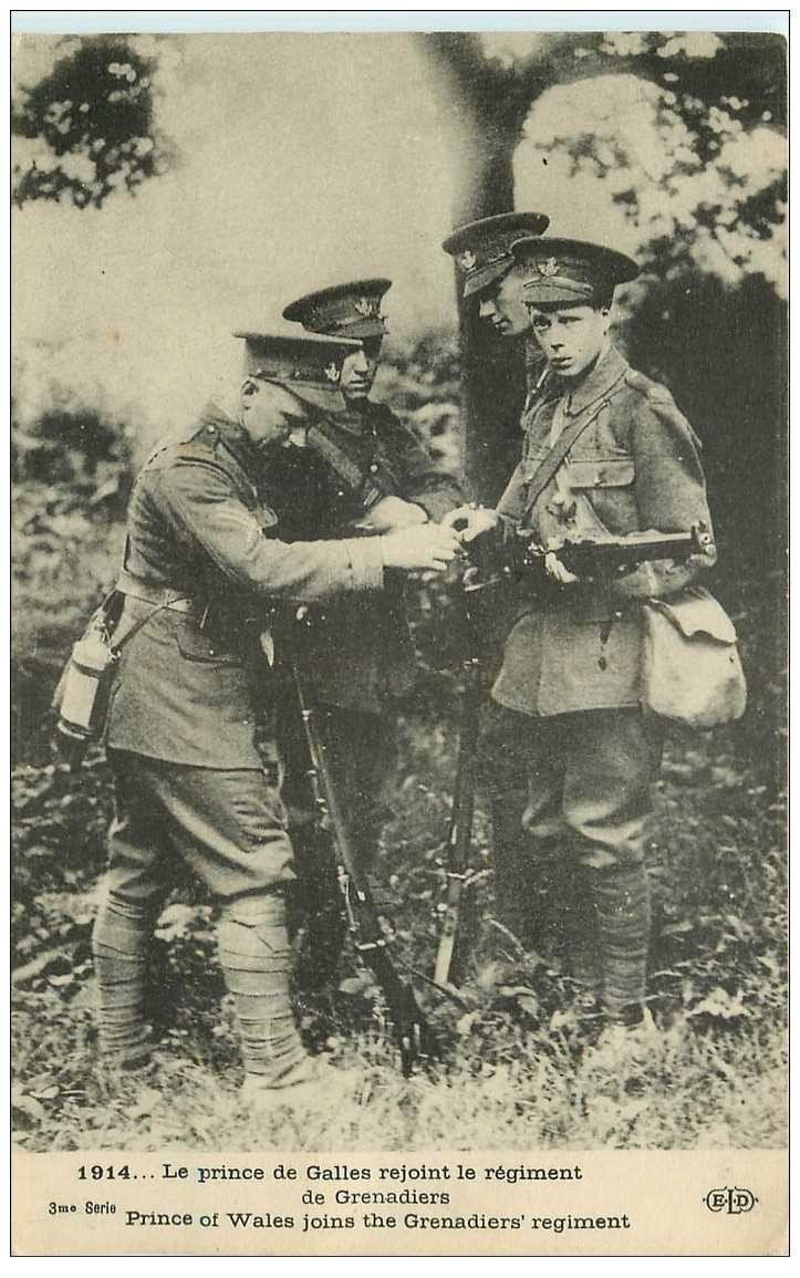 ROYAUME UNI. Prince of Wales joins the Grenadiers Regiment 1914. Le Prince de Galle et Grenadiers