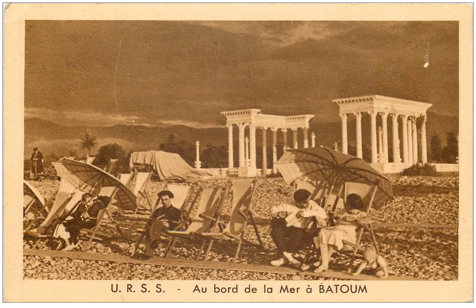 carte postale ancienne RUSSIE. Au bord de la Mer à Batoum U.R.S.S