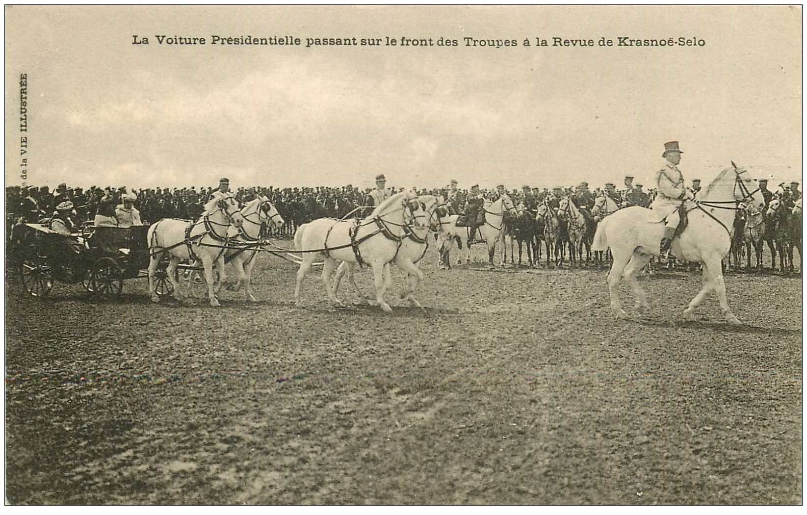 RUSSIE. Revue de Krasnoë Selo la Voiture Présidentielle passant sur le Front des Troupes vers 1900