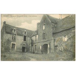 carte postale ancienne 14 TROARN. Ruines Cour Abbaye 1909