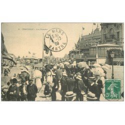 carte postale ancienne 14 TROUVILLE. Les Planches 1909. Ecrite à Mm Daguerre à Le Mans