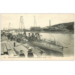 carte postale ancienne 14 TROUVILLE. Torpilleurs au Bassin des Yachts. Marine de Guerre Française