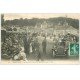 14 TROUVILLE. Voiture décapotable Avenue de Villers jour de Courses 1908