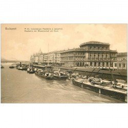 carte postale ancienne HONGRIE. Budapest. Akademie der Wissenschaft mit Quai