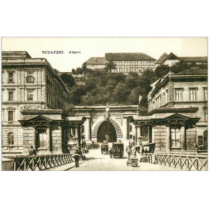 Carte Postale Ancienne Budapest - Rue Andrassy - Tirage Photo Réel - Vers 1920