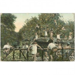 carte postale ancienne ENFANTS. Bébés à la Maraude 1907