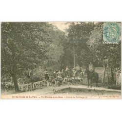 02 SAINT-NICOLAS-AU-BOIS. Abbaye et meute de chiens Chasse à Courre 1905